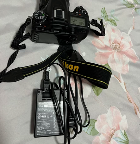 尼康中端单反小王子，D7100，购于京东，...