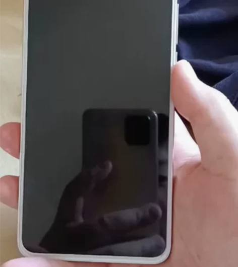 魅族17pro定白8+128内存，屏幕一直...