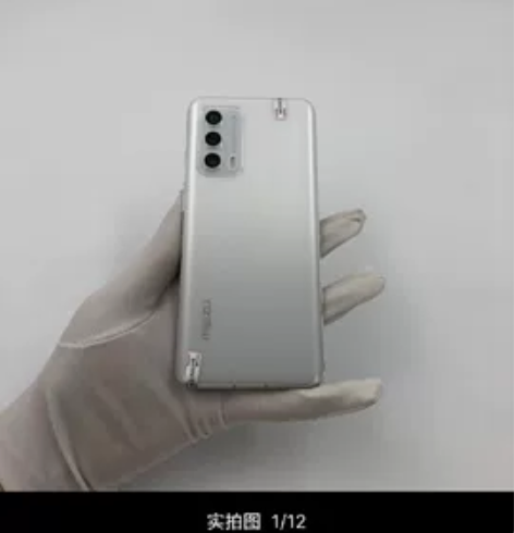 魅族18   白色8+128g，成色99新...