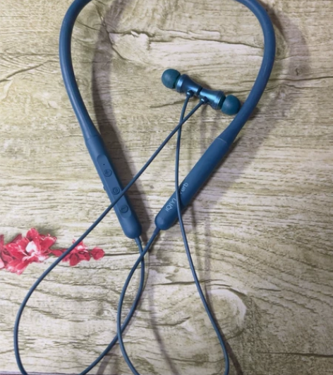 运动耳机，九五新 感兴趣的话点“我想要”和...