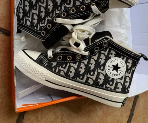 高帮帆布鞋36码，经典小香风印花款，加绒平...