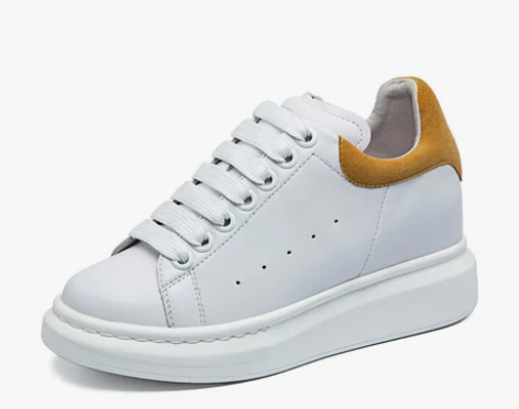 327元入，113元出，几乎全新，内增高鞋...