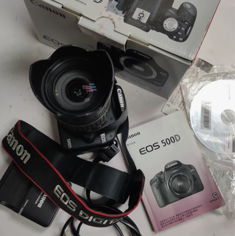 佳能500D单反相机加腾龙18-200镜头...
