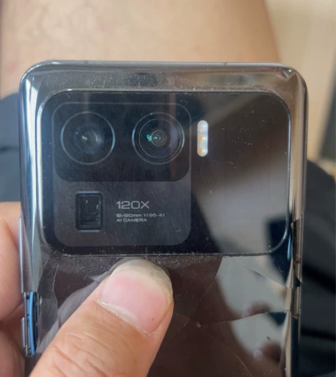 小米11的后摄像头，和小屏幕，纯原拆机的，...