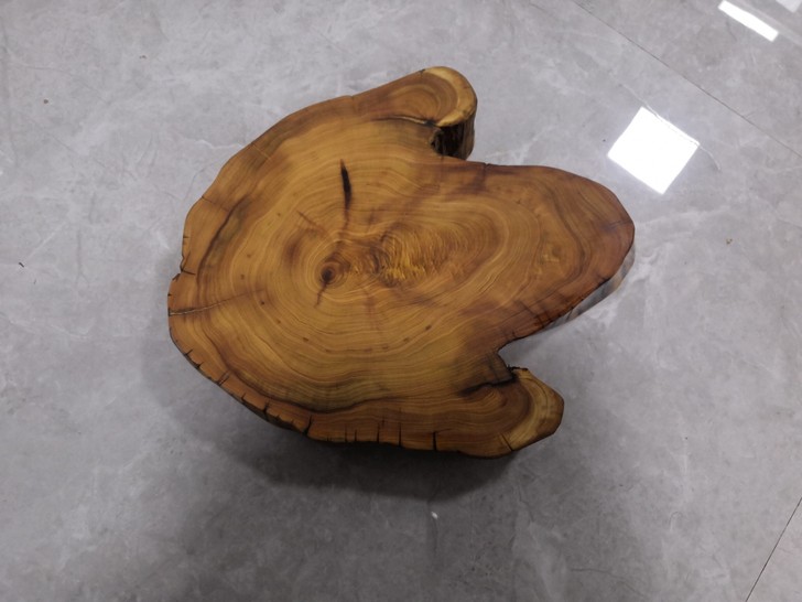 崖柏随形好底座。厚3.5cm