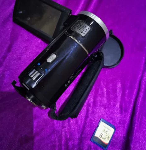 惠普录像机，触摸屏排线接触不良，可以物理按...