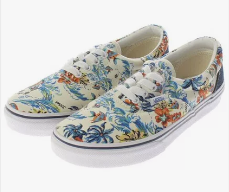 VANS 女生 低帮鞋 日本专柜入，码数3...