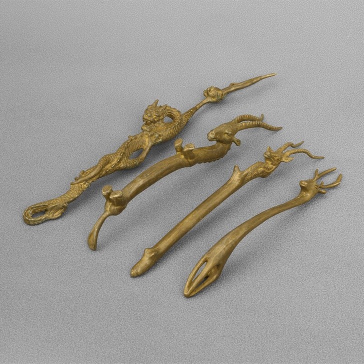 实心铜龙羚羊山羊毛笔架，超喜欢这个样子，太...