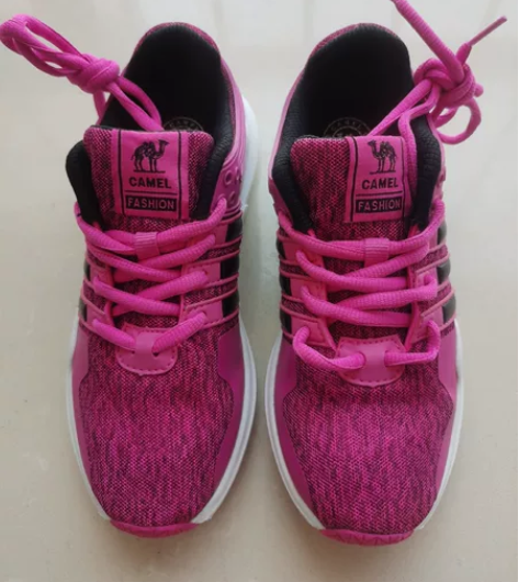 骆驼女鞋 全新无吊牌  鞋内长225cm ...