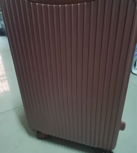 质量超好的行李箱原价160买的，现在75出...