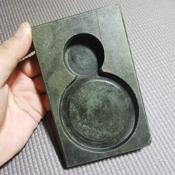 清末民国老墨砚老砚台老洮砚老绿端一个 皮壳...