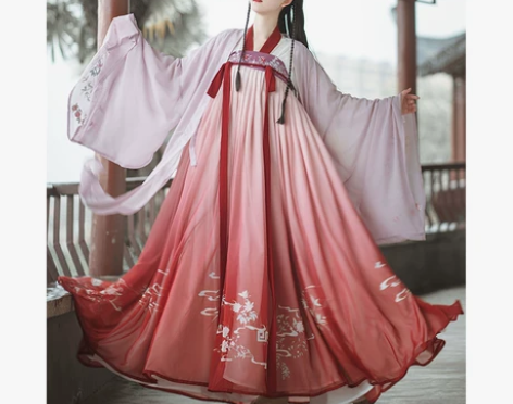 光紫色大袖一件，没穿过，买来没机会穿一直放...