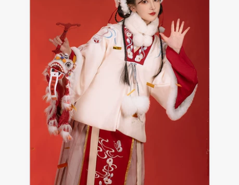 耀春正品 只在家里试穿过啦 衣服干干净净 ...