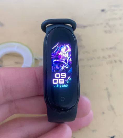 小米手环5  有原装充电器 想要低价出 走...