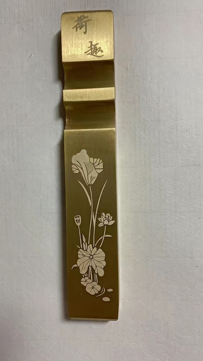 【全新亏本包邮】教师节礼物多功能纯铜镇尺黄...