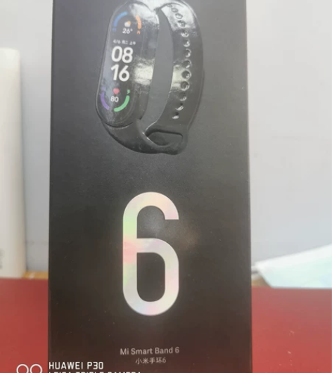 小米手环6标准版，全新未拆封， 讲价不回复...