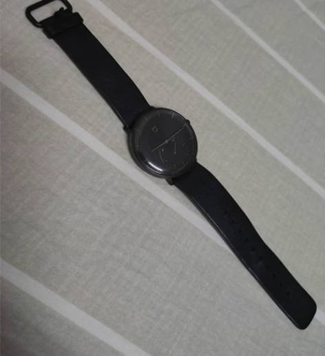 米家 石英表 95新 闲置 没有电了 需要...