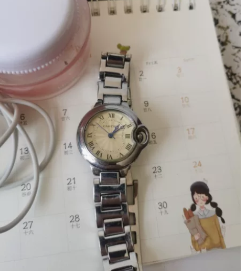 cartier卡地亚手表，屏幕完好，走时正...