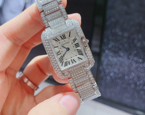 卡地亚 Cartier 坦克系列 HPI0...