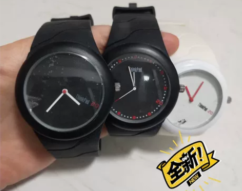thinkpad 20年纪念版手表一只 感兴趣的话点“我想要...