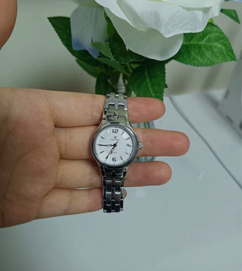 天王手表  200  包邮   原相机拍摄...