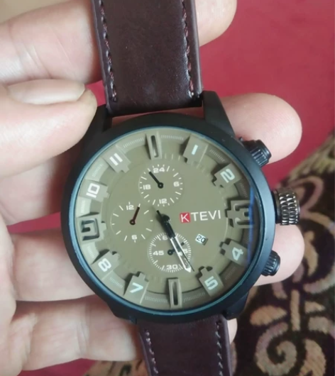 【赔钱甩卖】潮牌石英手表男北欧学生超大表盘...