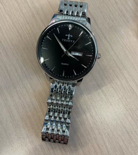 卡之蓝T881银白,手表,表盘里面有一点点...