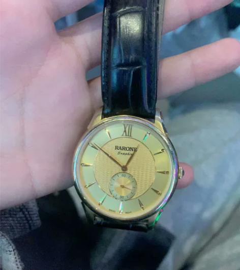雷诺手表，实体店购入 现闲置 感兴趣的话点...