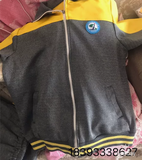 150建三校服一套 感兴趣的话点“我想要”...