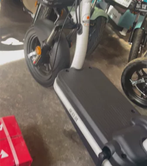 飞鸽集团电动车特价包邮1150元带电池送货...