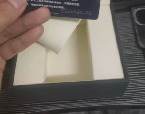 艾浪双飞轮手表 代友出售 今年六百多买的买...