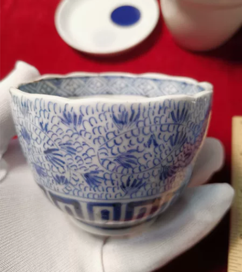 回流青花老茶碗，喜欢的拍呦。 感兴趣的话点...