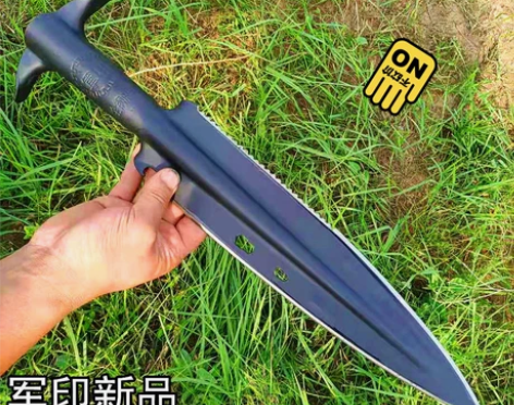 锰钢淬火多功能锯齿铲,砍柴户外野钓修位,车...