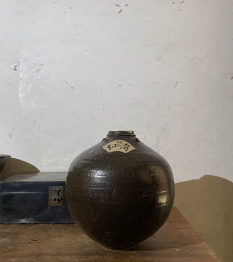 民俗粗陶，佛肚巨罐，四系完整，影视道具，书...