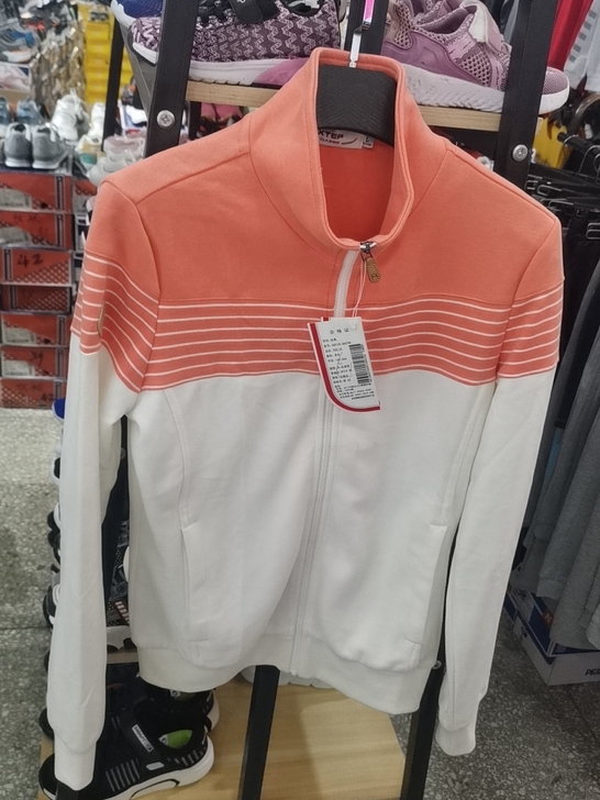 特步正品,165码,女士卫衣,39元,