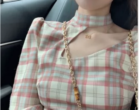 女人味裙子初秋新款中长款法式复古格子泡泡袖...