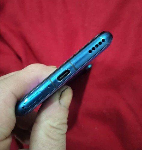 ?华为nova6手机，4G版，无任何问题，...