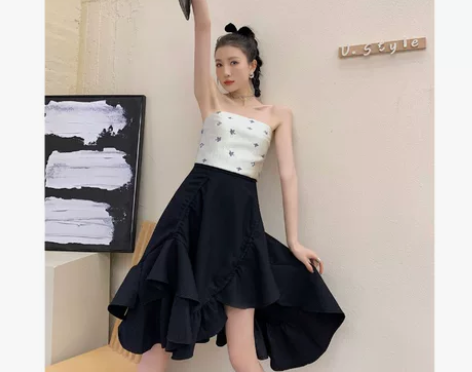 黑色不规则波浪半身裙女春夏高腰显瘦开叉中长...