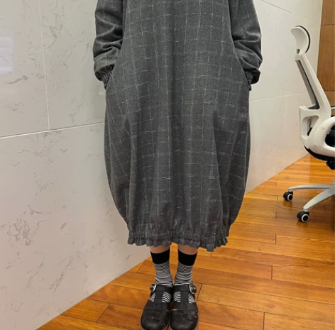 连身花苞裙， 香港D-mop购入，打折凑单...