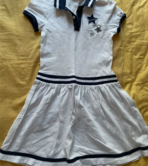 运动风格连衣裙，白色130码，很新，两件包...