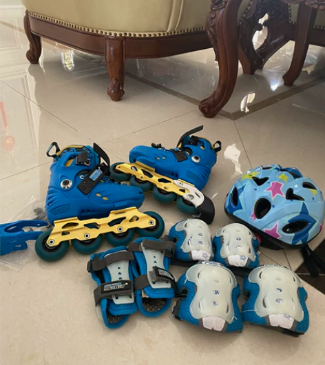 斯凯汀 轮滑鞋 C2 所有配件齐全，幼儿园...
