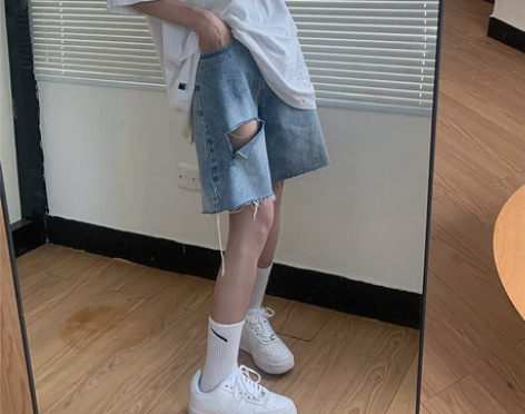 破洞牛仔短裤女夏季新款新款宽松高腰直筒五分...