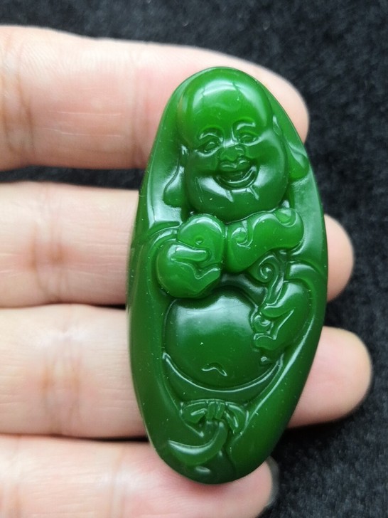 朋友送的什么料子我也不知道保存完好，做工精...