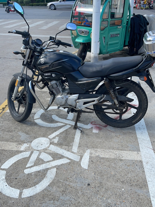 雅马哈 摩托车 天剑125 手续齐全，保险...