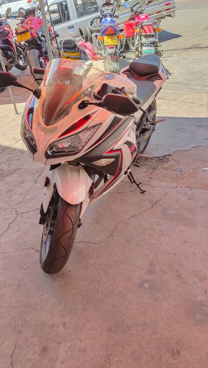 小跑车喜欢的私信