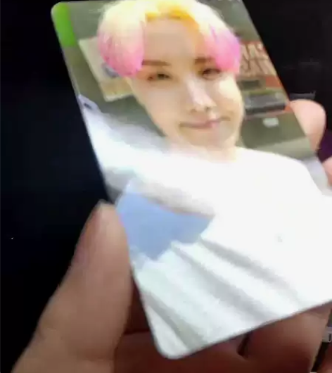 现货butter专辑weverse特典黑店...