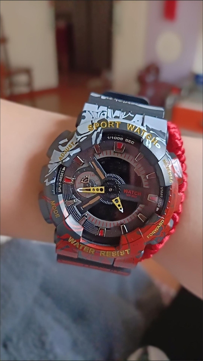 七龙珠海贼王联名 电子表男学生潮流多功能夜...