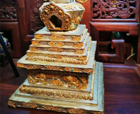 尼泊尔进口鎏金护国息灾宝塔摆件老物件，工艺...