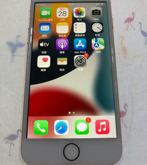 苹果8代64  靓机 无锁爱思全绿 感兴趣...