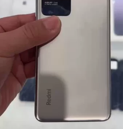 出售一台红米K50，银色，8?256g、准...